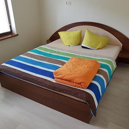 K-Town - Apartment Near The Lake Каунас Екстериор снимка