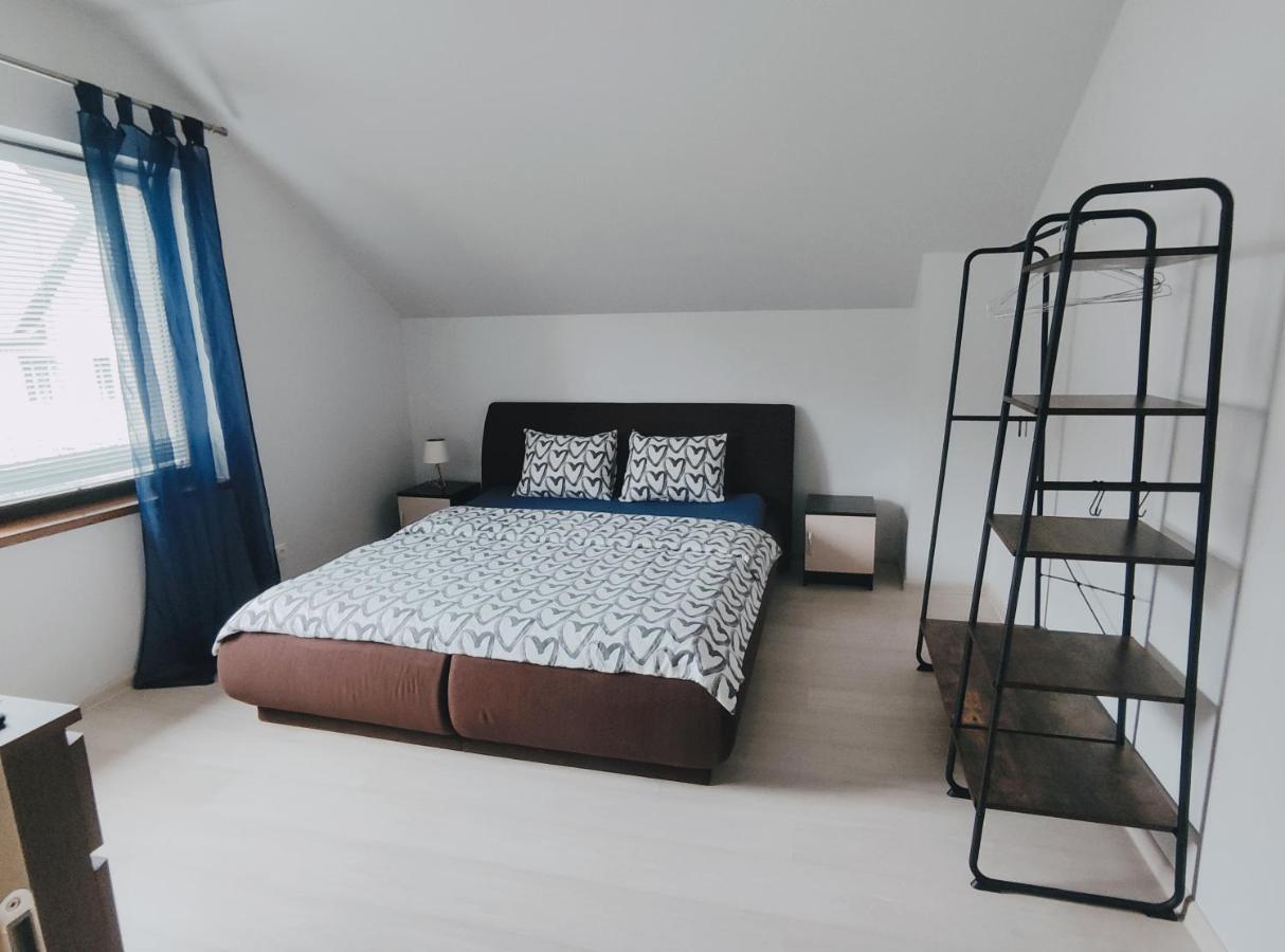 K-Town - Apartment Near The Lake Каунас Екстериор снимка